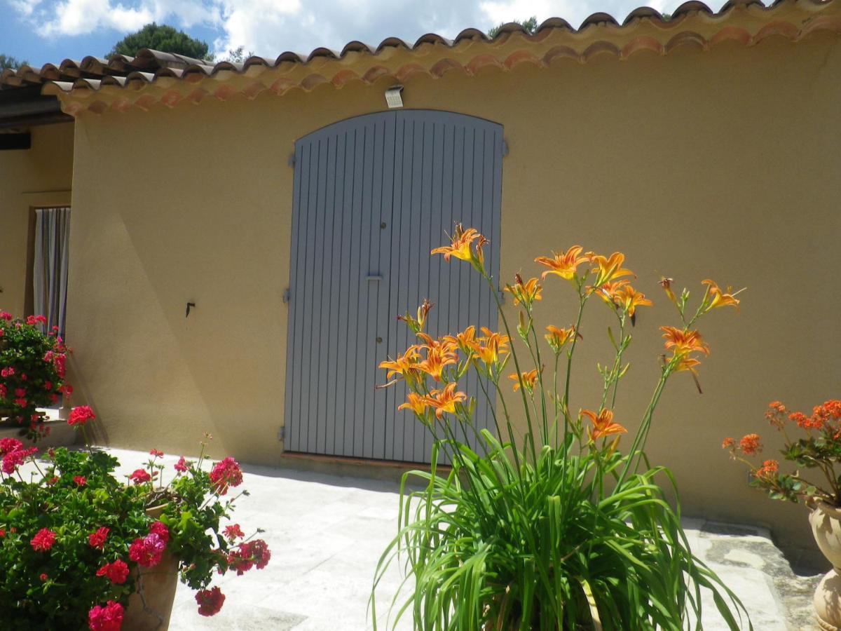 La Mordoree La Motte-d'Aigues 外观 照片