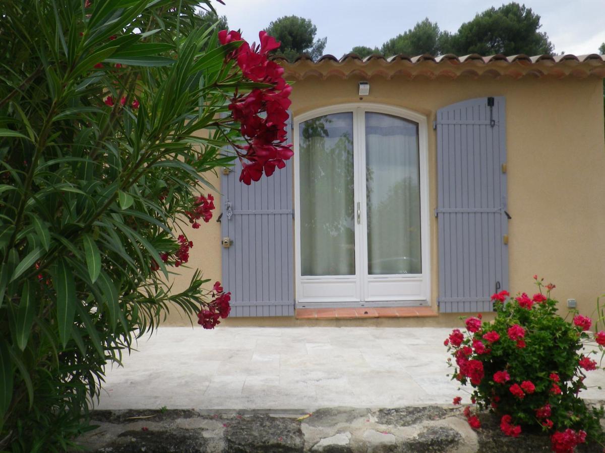 La Mordoree La Motte-d'Aigues 外观 照片